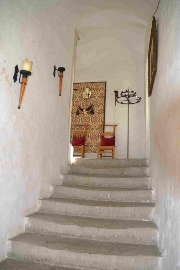 Chateau De Rosans Exteriör bild